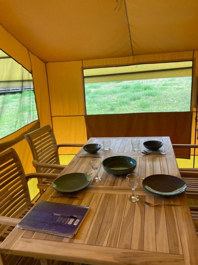 Oh! Campings - Camping Paradis A L'Ombre Des Tilleuls Peyrouse Luaran gambar